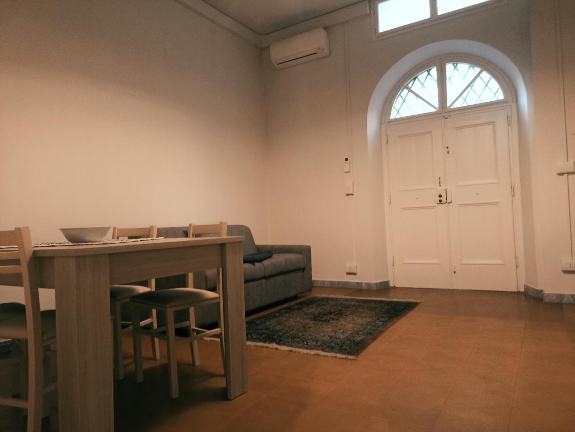 Gem In The City Center Of Lucca With Air Conditioning - Exclusive Ground Floor House Inside The Walls Close To Botanical Garden And Piazza San Martino Villa Esterno foto